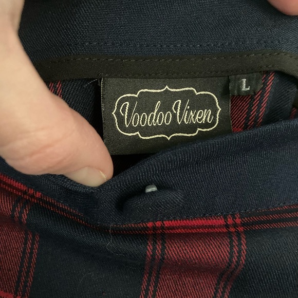 Voodoo Vixen pencil skirt. Red & navy plaid. Pinup. Size L. - Picture 6 of 11